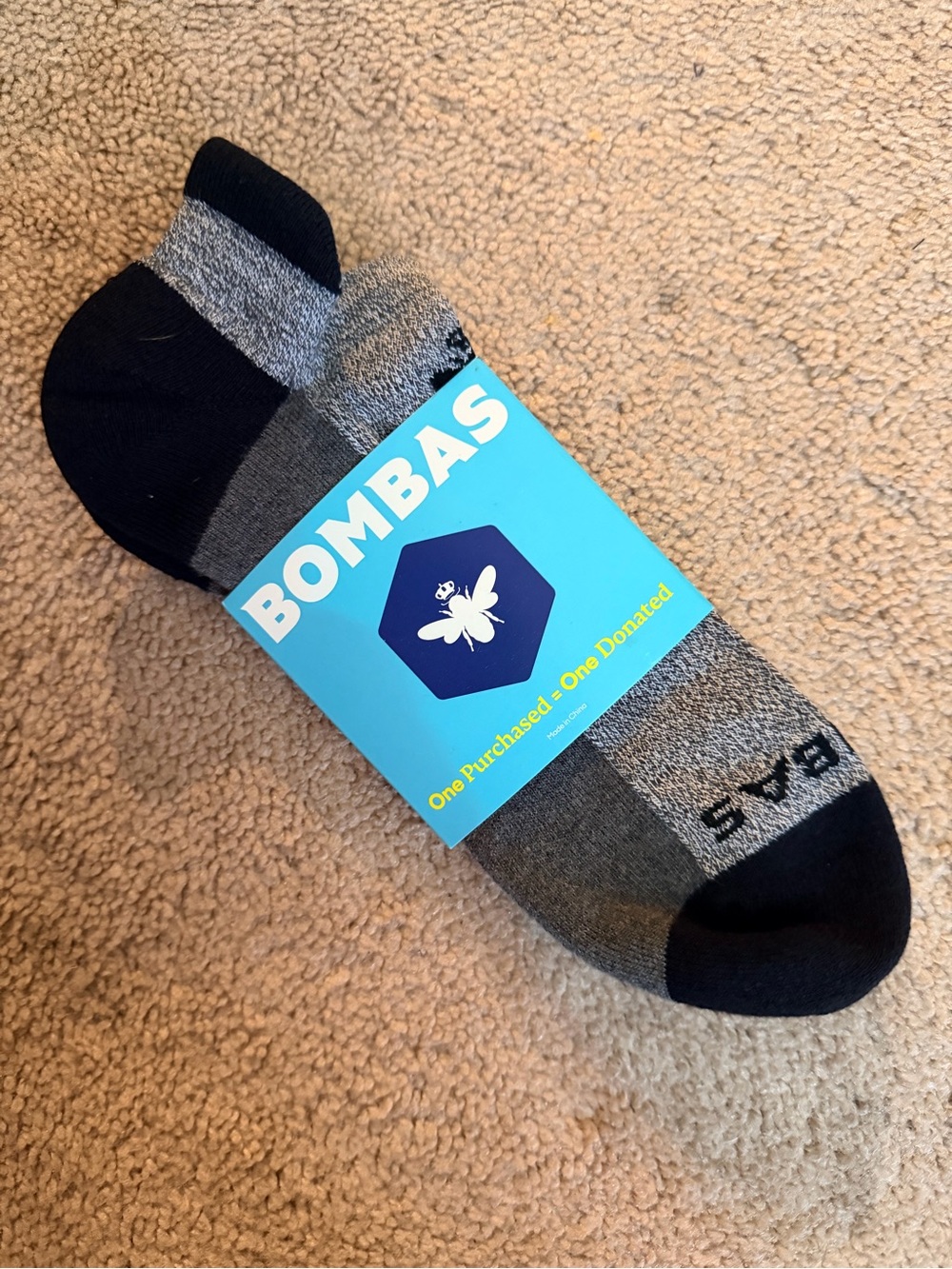NWT Bombas size large mid weight ankle Socks